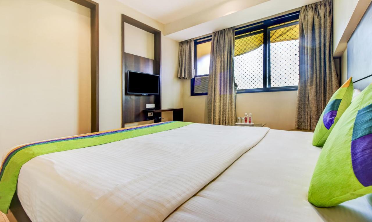 Treebo Trend Vinamra Residency Hotel Navi Mumbai Exterior photo